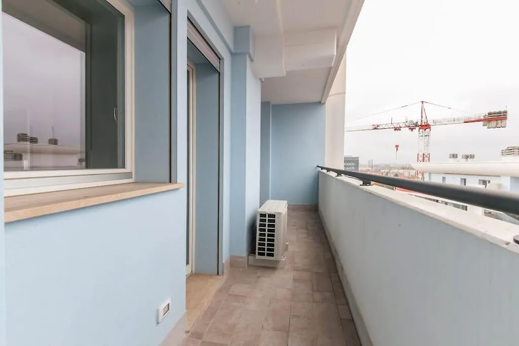 12Th Floor Diamond Tower - 72 Apartman Milánó